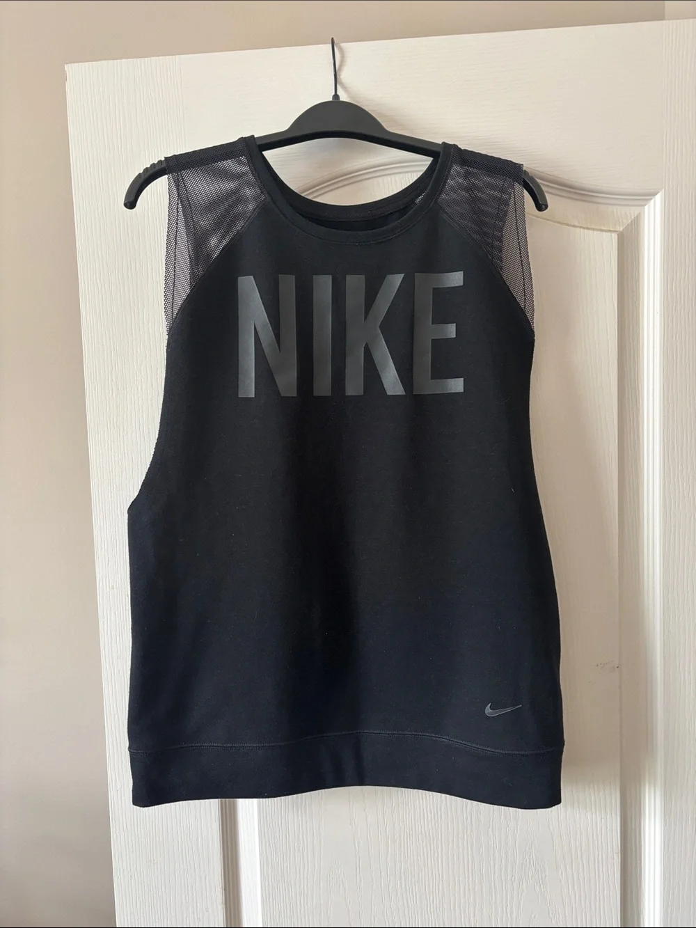 Nike Black Sleeveless Mesh-Shoulder Tank